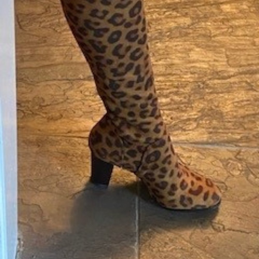 Leopard boot size 6